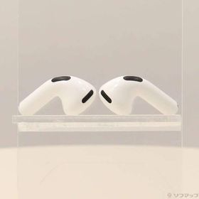 〔中古〕Apple(アップル) AirPods 4 アクティブノイズキャンセリング搭載 MXP93J／A〔344-ud〕