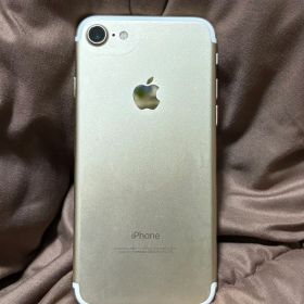 SIMフリー iPhone7 ゴールド