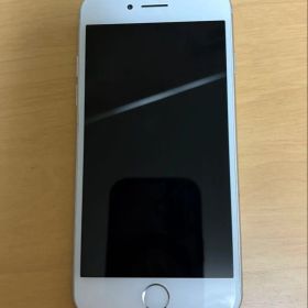 Apple iPhone 7 シルバー 本体