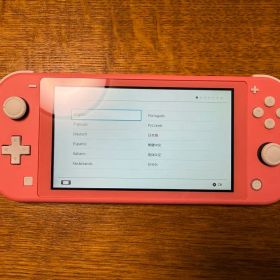Nintendo Switch Lite コーラル