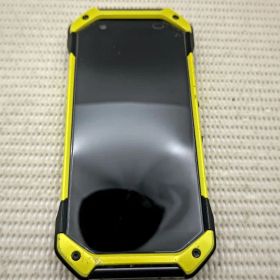 TORQUE ５G イエロー スマホ本体