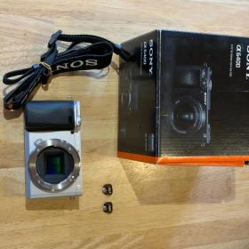 Sony α6400 ミラーレスカメラ ショット数はわずか 2233枚