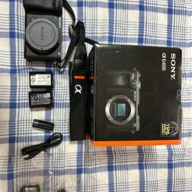 極美品 α6400 ボディ シャッター3208回 元箱付 動作良好