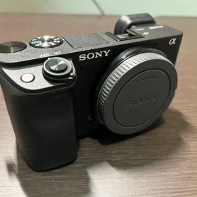 SONY α6400 本体 & SONY E 50mm F1.8 OSS
