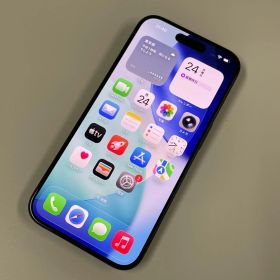 au iPhone 15 Pro 128GB ブラックチタニウム