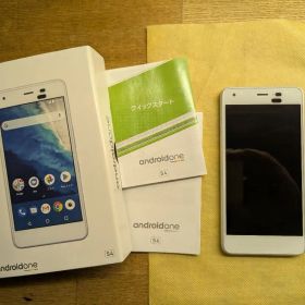 KYOCERA androidone S4 ホワイト + スマホホルダー