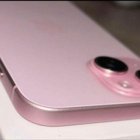 【美品】Apple iPhone 15 128GB ピンク SIMフリー