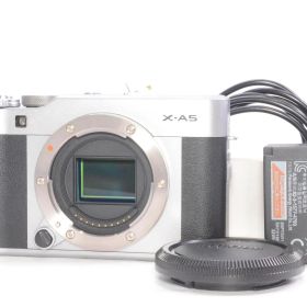 FUJIFILM ミラーレス一眼 X-A5シルバー X-A5-S