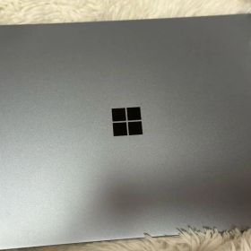 マイクロソフト Surface Laptop Go