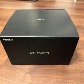 FUJIFILM X-S20 ボディ ブラック