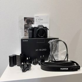 【極美品】FUJIFILM X-S20 / ボディ+レンズ付き【保証期間内】
