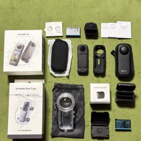 Insta360 X4本体＋その他付属品