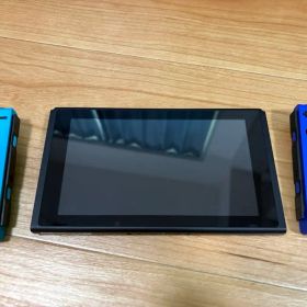 Nintendo Switch 本体 ＋ 付属アクセサリー(箱あり)