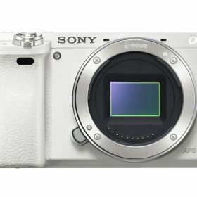 【中古】【非常に良い】SONY(ソニー) ミラーレス一眼 α6000 ボディ ホワイト