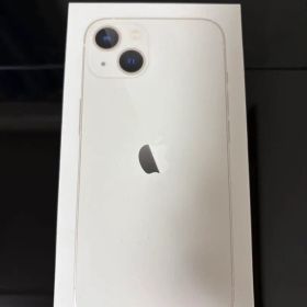 Apple iPhone 13 スターライト 本体