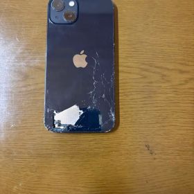 Apple iPhone 13 ブラック 傷あり