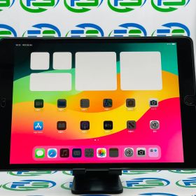 iPad 第8世代 Wi-Fi 32GB スペースグレイ MYL92J/A ランクA 送料無料