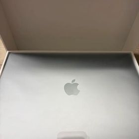 【13インチ MacBook Air M1（2020） 8GB / 512GB】