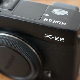 X-E2 FUJIFILM XE2 カメラ本体と付属品