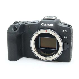 【中古】 《美品》 Canon EOS R8 ボディ [ デジタルカメラ ]