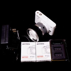 ニコン(Nikon)のNikon 1 J1 ホワイト(ミラーレス一眼)