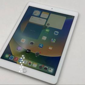 iPad 第5世代 Wi-Fi ＋cellular 容量 32GB シルバー