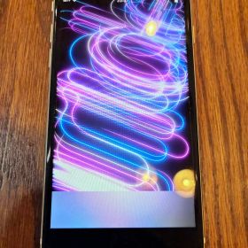 Apple iPhone SE (第2世代) ホワイト