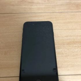 Apple iPhone SE 2 ブラック （第2世代）