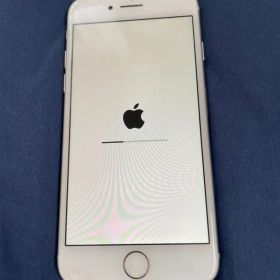 Apple iPhone 8 64GBシルバー