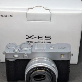 X-E5 XF23mm F2.8 R WRレンズキット シルバー