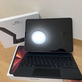 iPad Pro 11インチ 第3世代（Apple純正キーボード付き）
