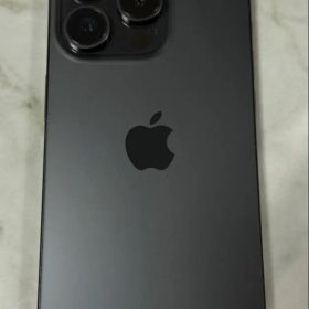 iPhone 15 Pro ブラックチタニウム 1TB 中古