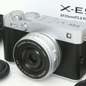 【中古】【極美品】富士フイルム FUJIFILM X-E5 XF23mmレンズキット [シルバー]（センサー清掃済） CA01-R3171-2K2 富士フイルム FUJIFILM Xマウント ミラーレス APS-C 手ブレ補正 4K対応
