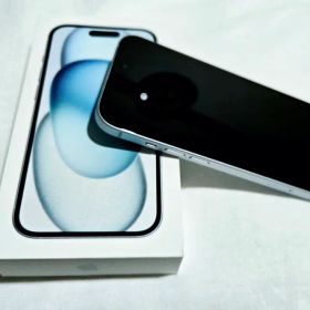 Apple iPhone 15 ブルー 本体 256GB
