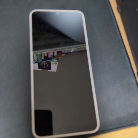 ホワイト スマートフォン 本体 Aquos wish 4