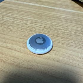 Apple AirTag ホワイト 本体1個