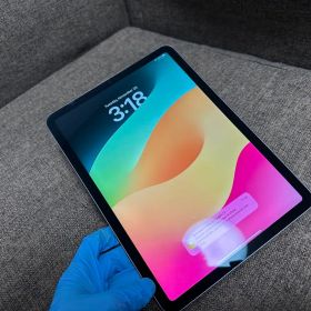 iPad Air 4 256GB Space Gray Wi-Fi 93％