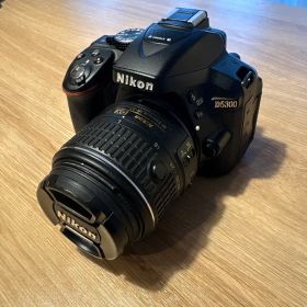 Nikon D5300 デジタル一眼レフカメラ