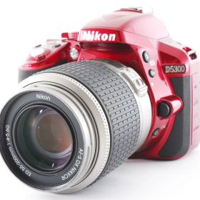 【中古】ニコン Nikon D5300 レッド レンズセット 美品 自分撮り スマホへ転送 ストラップ付き