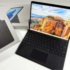 【美品】Surface Pro 8 第11世代i5 /8GB/ SSD256GB