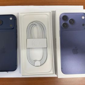 美品￤iPhone17ProMax￤512GB￤ディープブルー