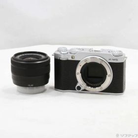〔中古品〕 FUJIFILM X-M5 XC15-45mmレンズキット シルバー【262】