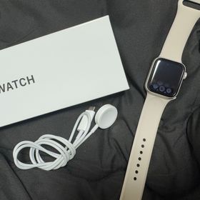 アップルウォッチ(Apple Watch)のApplewatch se(腕時計)