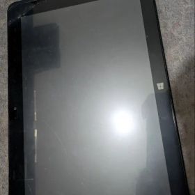 富士通 ARROWS Tab Q506/me