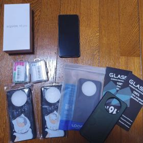 SHARP AQUOS R8 pro 本体 おまけ付き