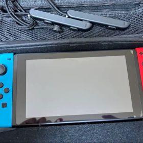 Nintendo Switch 本体 青/赤