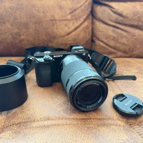 Sony α6000本体とズームレンズ