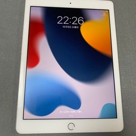 美品 iPad 第6世代 9.7インチ 32GB WiFi版 シルバー色 MR7G2J/A