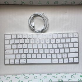 Apple Magic Keyboard US配列 ホワイト