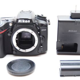★Nikon デジタル一眼レフカメラ D7200 ニコン★